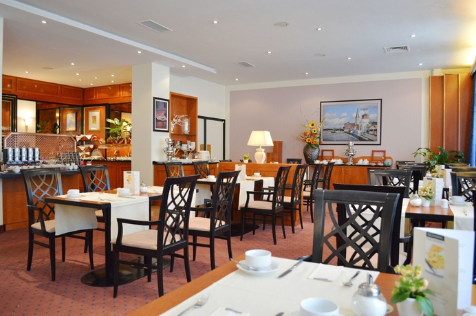 Imagen del bar/restaurante del Hotel Trip Inn Uebachs. Foto 10