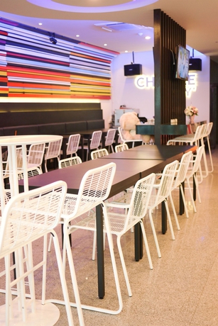 Imagen del bar/restaurante del Hotel Triple 8 Inn Bangkok. Foto 2