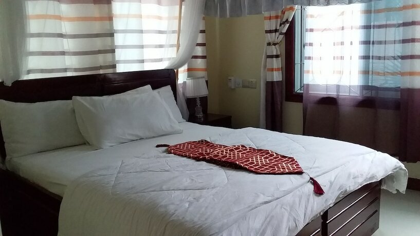 Imagen de la habitación del Hotel Triple J Resort. Foto 8