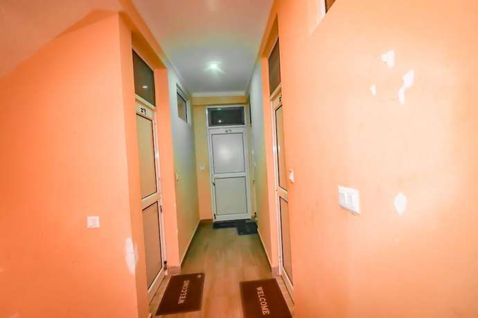 Imagen de los interiores del Hotel Triple One Hostels Ands. Foto 20