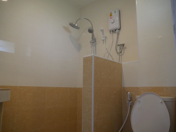 Imagen de la habitación del Hotel Triple Trees. Foto 10