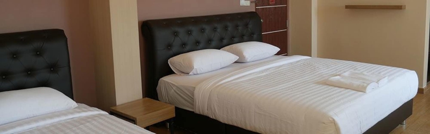 Imagen de la habitación del Hotel Triple Trees. Foto 13