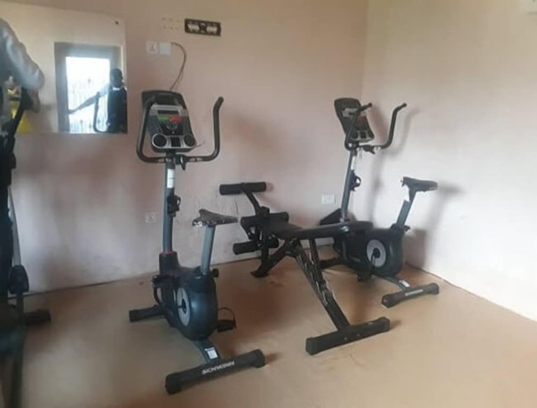 Imagen de los interiores del Hotel Triple Trees. Foto 15