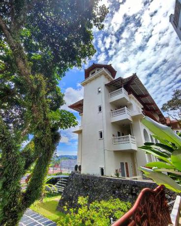 Imagen general del Hotel TripleTree And Resort Bukittinggi. Foto 1