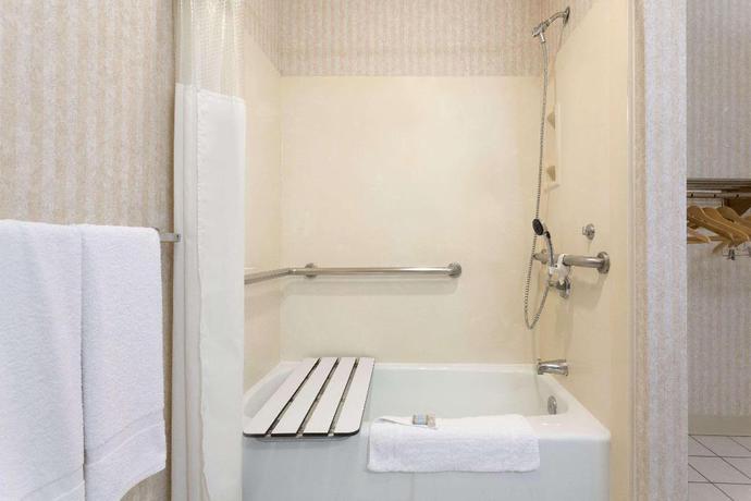 Imagen de la habitación del Hotel Triplodge of Santa Clarita de Canyon Country. Foto 6