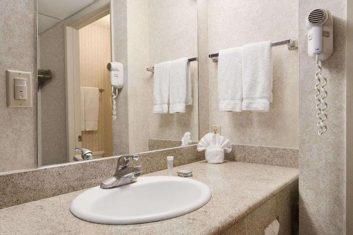 Imagen de la habitación del Hotel Triplodge of Santa Clarita de Canyon Country. Foto 7
