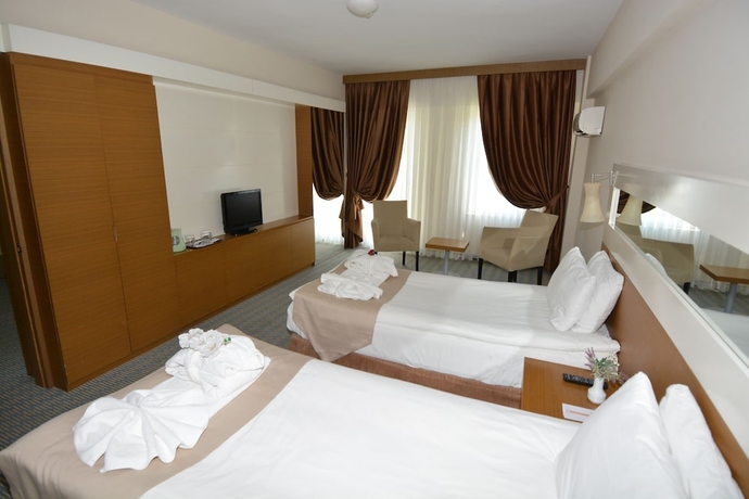 Imagen de la habitación del Hotel Tripolis. Foto 3