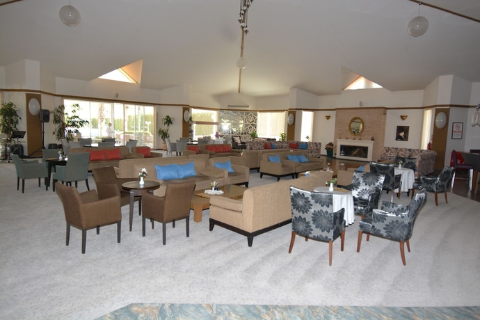 Imagen de los interiores del Hotel Tripolis. Foto 18