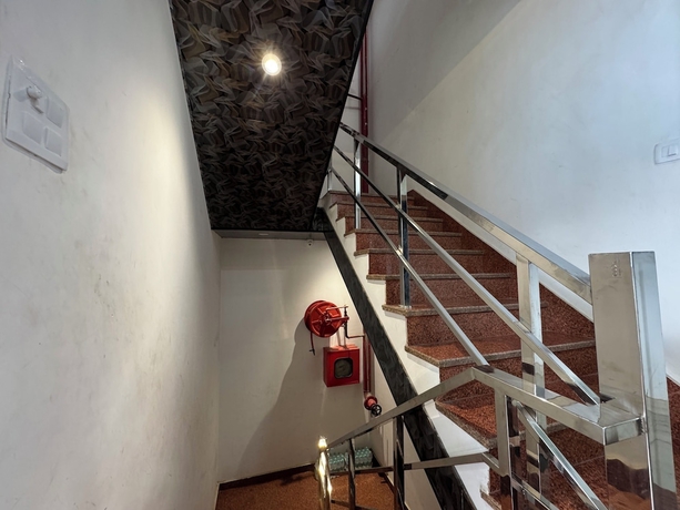 Imagen de los interiores del Hotel Trishika Residency. Foto 12