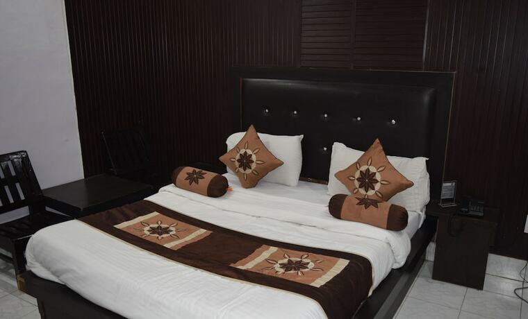 Imagen de la habitación del Hotel Trishul. Foto 9