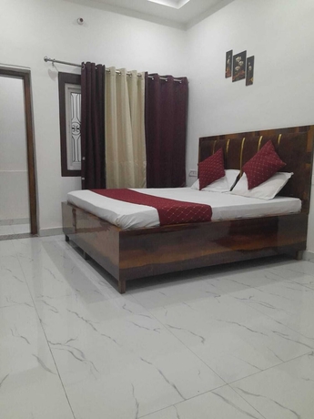 Imagen de la habitación del Hotel Trishul Inn. Foto 8