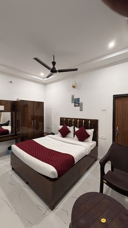 Imagen de la habitación del Hotel Trishul Inn. Foto 13