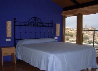 Imagen de la habitación del Hotel Triskel, Sos del Rey Catolico. Foto 3