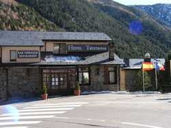 Imagen general del Hotel Tristaina. Foto 6