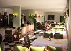 Imagen general del Hotel Tristaina. Foto 1