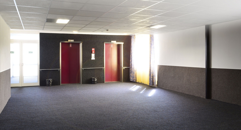 Imagen de los interiores del Hotel Tristar. Foto 14