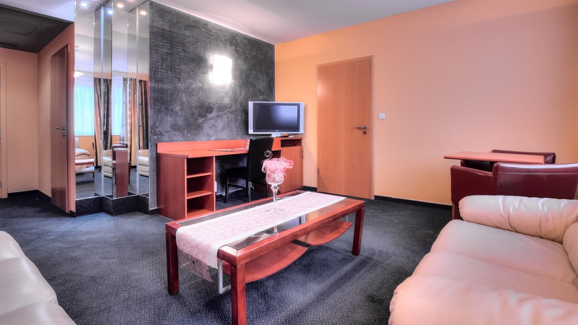 Imagen de la habitación del Hotel Tristar, La Hulpe . Foto 6