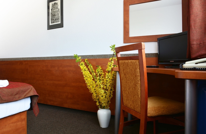 Imagen de la habitación del Hotel Tristar, Praga. Foto 9