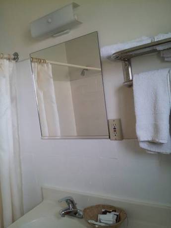 Imagen de la habitación del Hotel Tri-state Inn. Foto 6