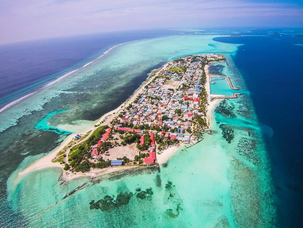 Imagen de los exteriores del Hotel Triton Beach and Spa. Foto 12