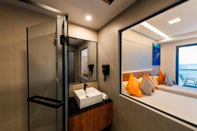 Imagen de la habitación del Hotel Triton Exotica. Foto 1