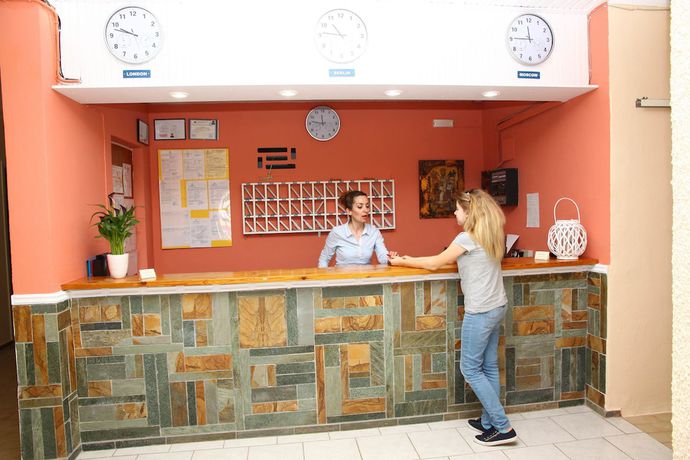 Imagen de los interiores del Hotel Triton Garden. Foto 14