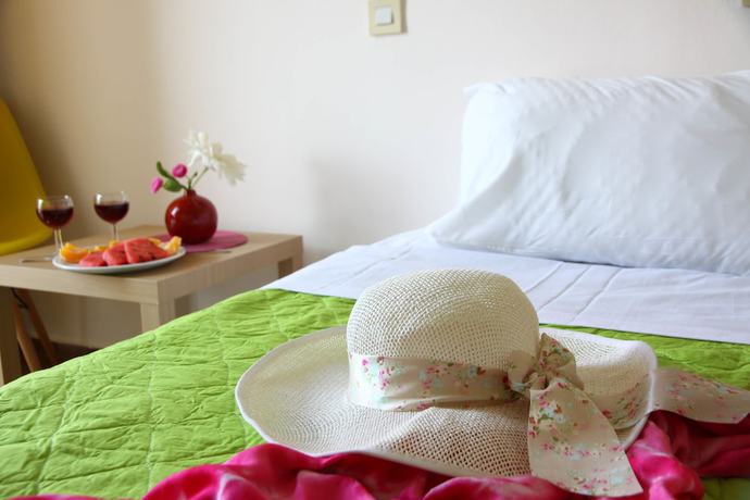 Imagen de la habitación del Hotel Triton Garden. Foto 11