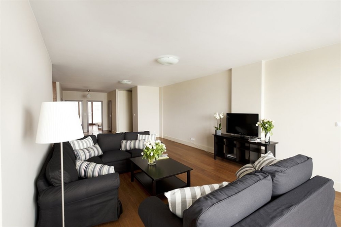 Imagen de los interiores del Hotel Triton Park Apartments. Foto 15