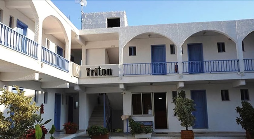 Imagen general del Hotel Triton and Bungalows. Foto 4