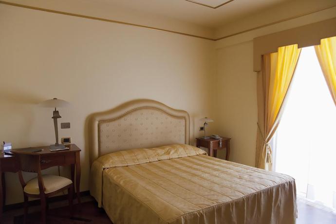 Imagen general del Hotel Tritone Lipari. Foto 2