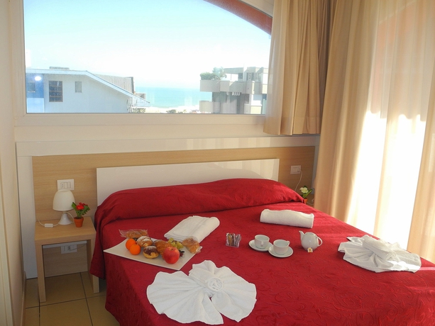 Imagen de la habitación del Hotel Tritone, Riccione. Foto 6