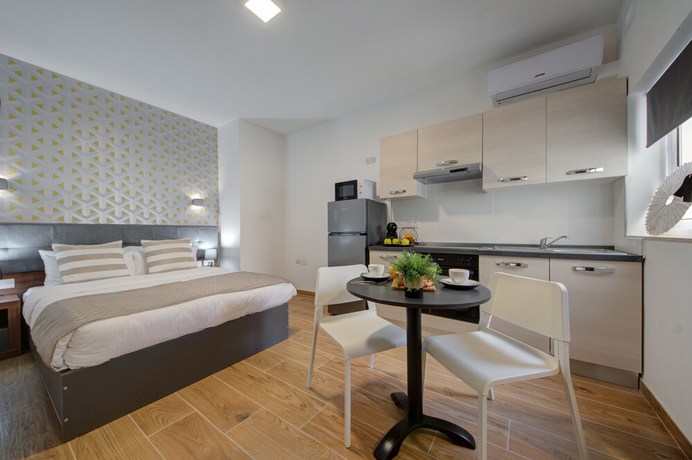 Imagen de la habitación del Hotel Tritoni Marina Apartments and Suites. Foto 3