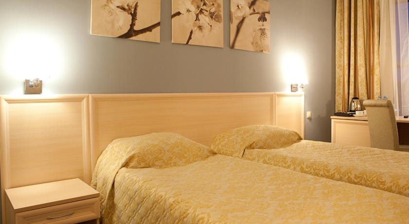 Imagen de la habitación del Hotel Triumph Hotel. Foto 7