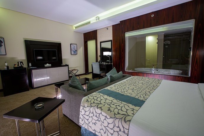 Imagen de la habitación del Hotel Triumph Luxury. Foto 14