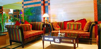 Imagen de los interiores del Hotel Triumph Plaza. Foto 11