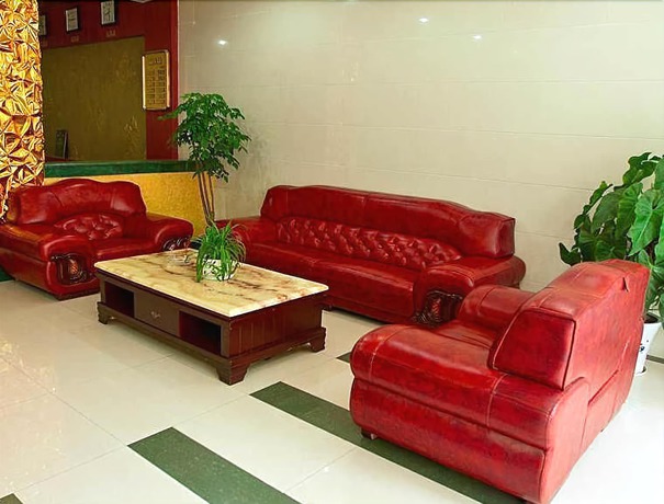 Imagen de los interiores del Hotel Triumph Power Hotel. Foto 20