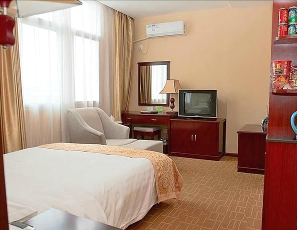 Imagen de la habitación del Hotel Triumph Power Hotel. Foto 10