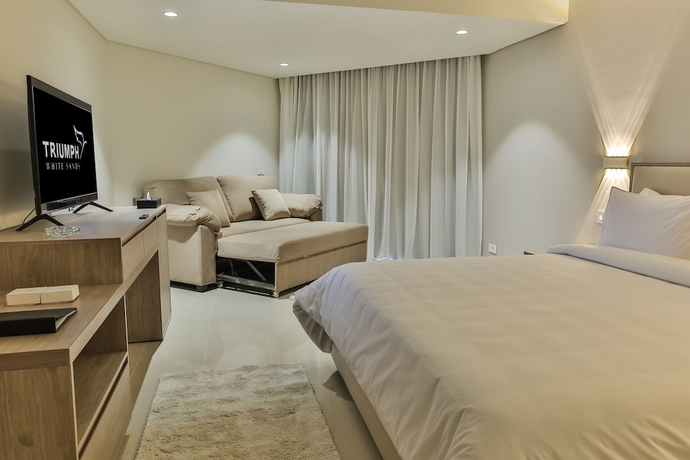 Imagen de la habitación del Hotel Triumph White Sands. Foto 6
