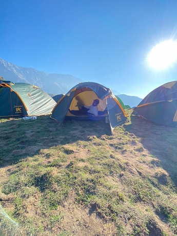 Imagen de la habitación del Hotel Triund Trek and Camping. Foto 11