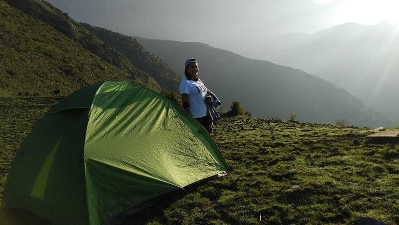 Imagen general del Hotel Triund Trek and Camping. Foto 2