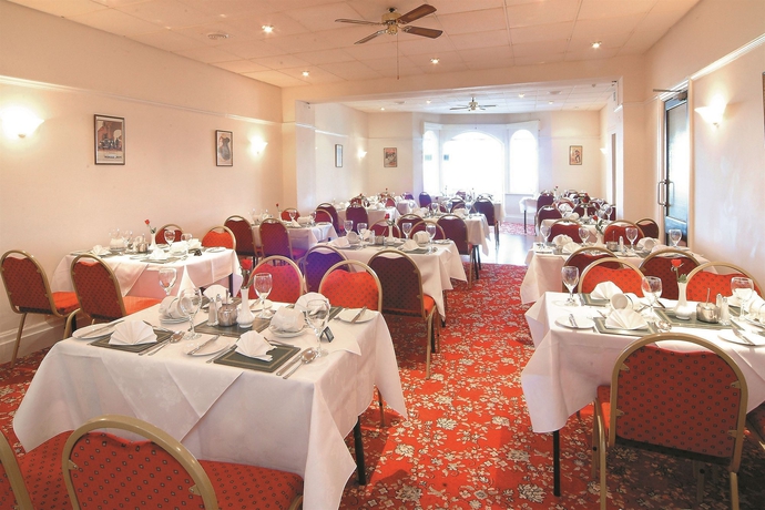 Imagen del bar/restaurante del Hotel Trivelles Seaview. Foto 4