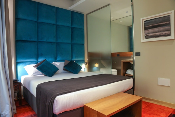 Imagen de la habitación del Hotel Triviho. Foto 9