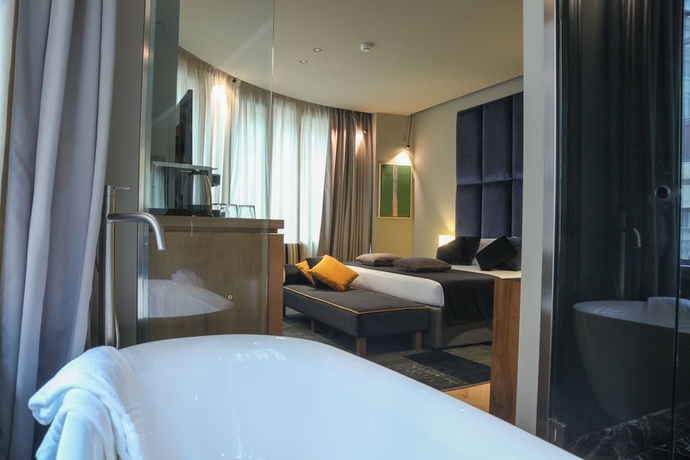 Imagen de la habitación del Hotel Triviho. Foto 16