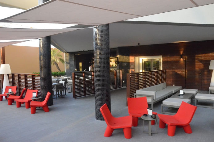 Imagen de la piscina del Hotel Trópico. Foto 13