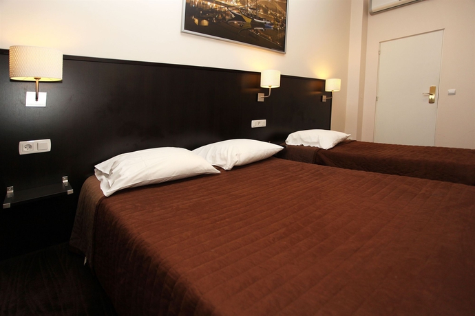 Imagen de la habitación del Hotel Trocadéro, Niza. Foto 10