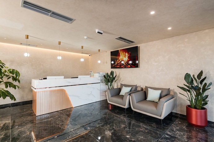 Imagen de los interiores del Hotel Troci. Foto 19