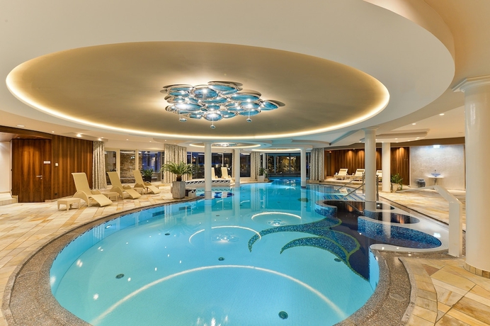 Imagen de la piscina del Hotel Trofana Royal. Foto 18