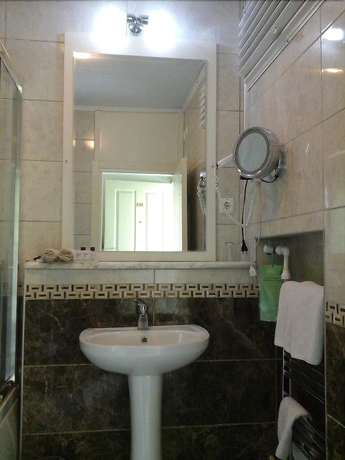 Imagen de la habitación del Hotel Troia Tusan. Foto 15