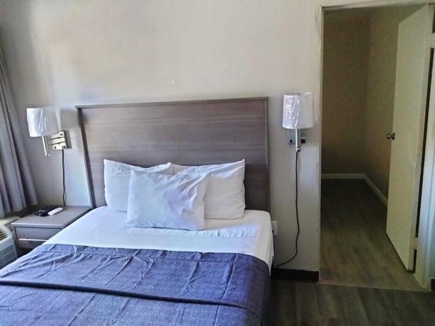Imagen de la habitación del Hotel Trolley Stop Motel. Foto 5