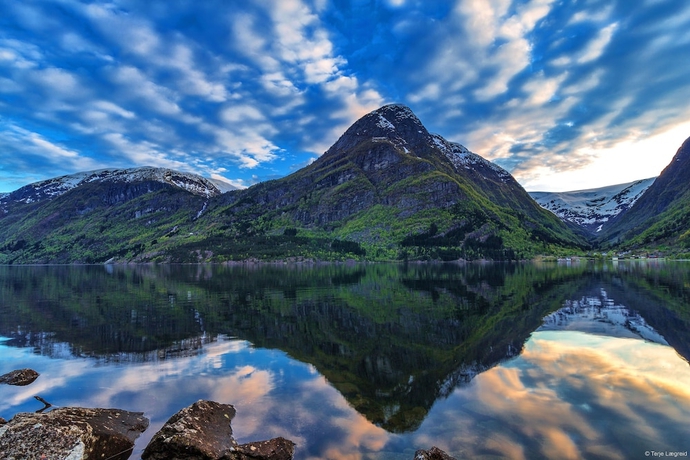 Imagen de los exteriores del Hotel Trolltunga Camping. Foto 11